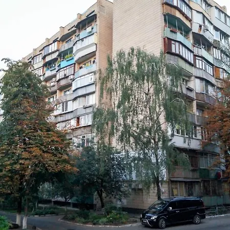 Khoroshaya Kvartira Goloseevskaya 3 Kyiv Exterior photo