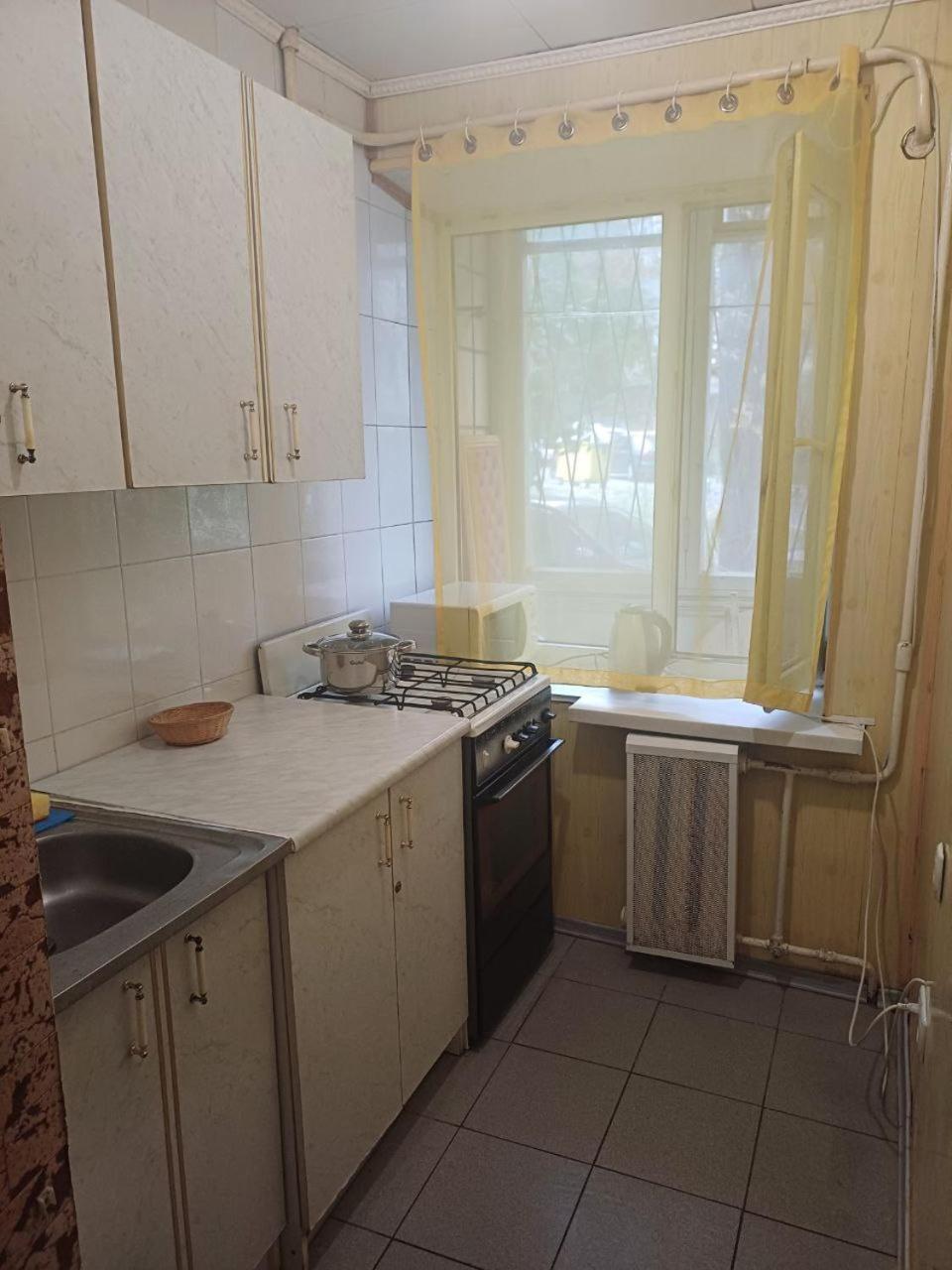 Khoroshaya Kvartira Goloseevskaya 3 Kiev